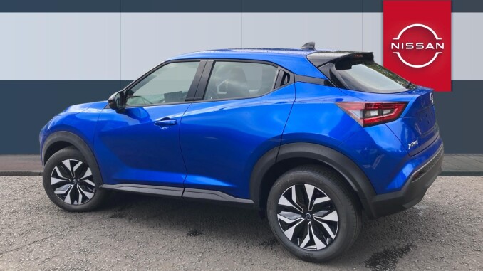 Nissan Juke 1.0 DiG-T Acenta Premium 5dr [Revised] Petrol Hatchback - Image 2